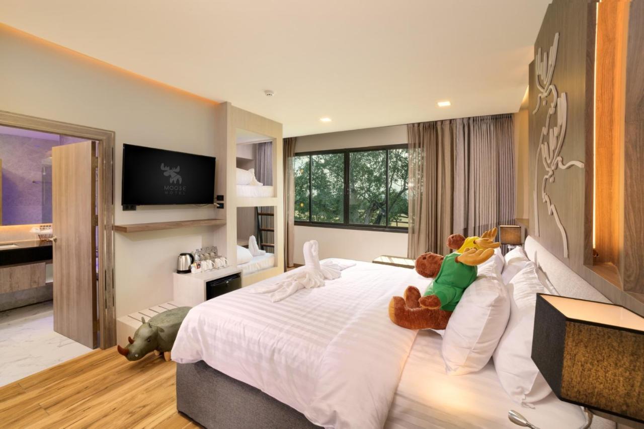 Moose Hotel Chiangmai Chiang Mai Bagian luar foto