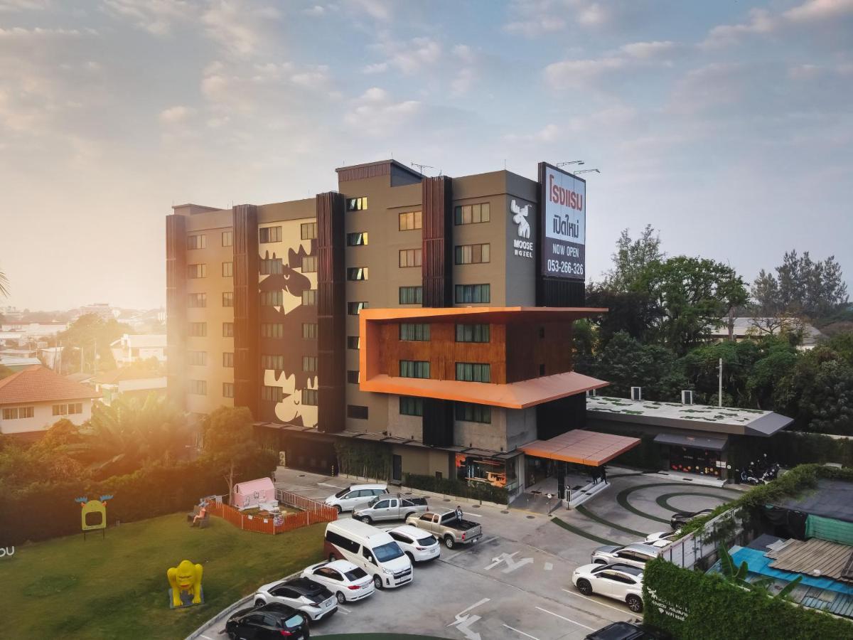 Moose Hotel Chiangmai Chiang Mai Bagian luar foto