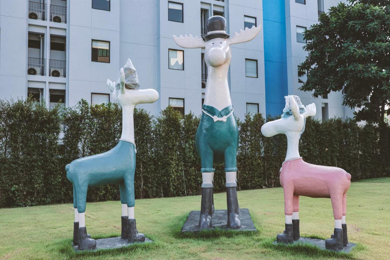 Moose Hotel Chiangmai Chiang Mai Bagian luar foto